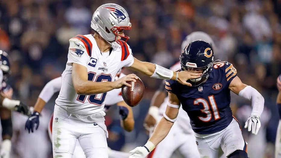 Drake Maye's Costly Interception Highlights Patriots' 30-24 Loss to Resurgent Bears in Primetime Matchup